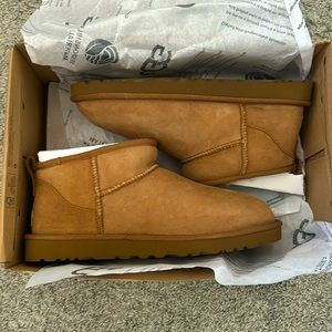 UGG M Classic Ultra Mini, chestnut.  Never been worn, comes in original box.